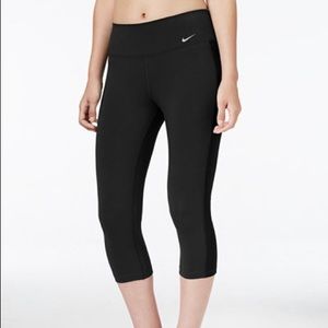 Nike Black Dri Fit Capri Leggings